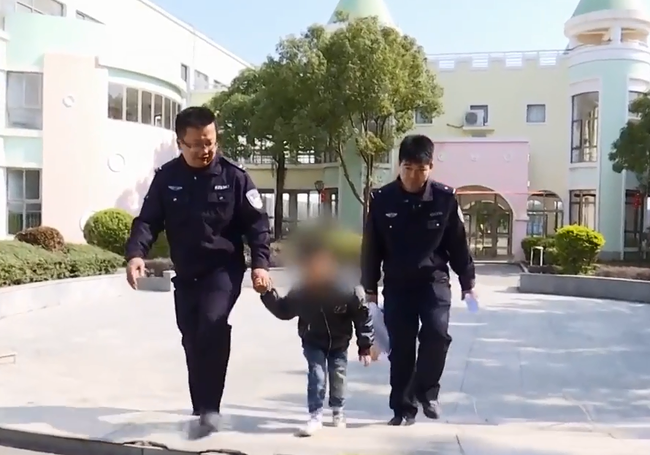 Ly hôn khi đã có con trai 2 tuổi, cặp vợ chồng bán con giá 400 triệu đồng vì lý do không thể tin nổi