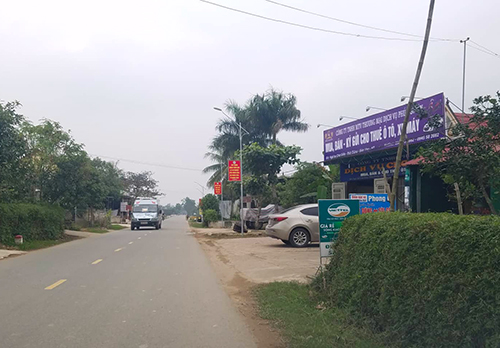 Hai nhóm giang hồ bắn nhau vì tranh giành chiếc ôtô cầm cố