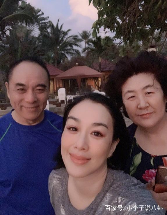 Bom sex gốc Việt Chung Lệ Đề gây tranh cãi khi uống dầu ăn suốt 11 ngày để… thải độc