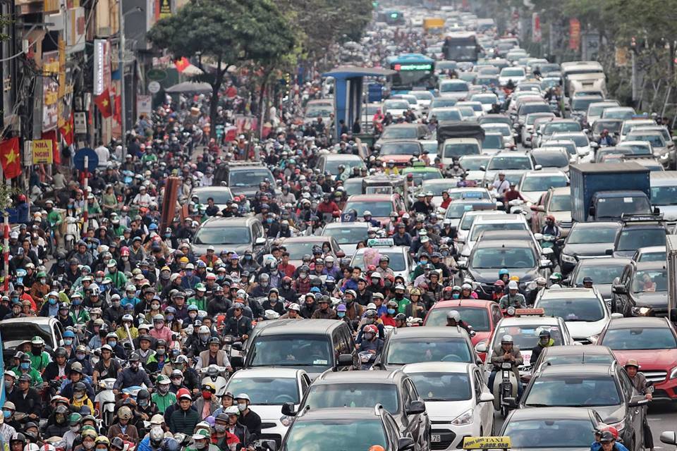 Thảm họa tắc đường Hà Nội chiều 27 Tết: Đừng ai ra đường giờ này