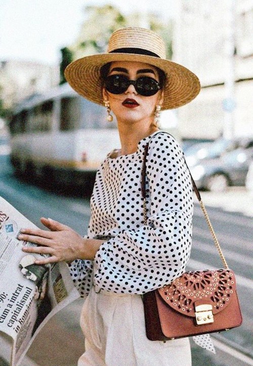 Họa tiết chấm bi mà ai cũng thích đã trở lại rồi