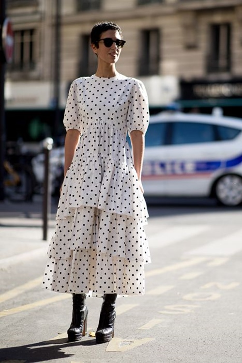 Họa tiết chấm bi mà ai cũng thích đã trở lại rồi