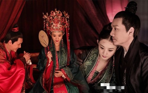 Lạ kì phim nữ chủ xứ Trung: Chuyện đời lặp đi lặp lại dành cho mọi nhân vật nữ chính