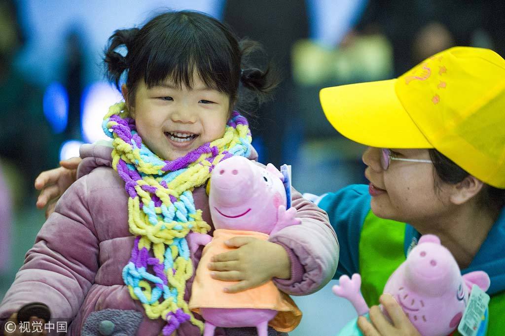 Xem người dân Trung Quốc tiêu tiền trước Tết