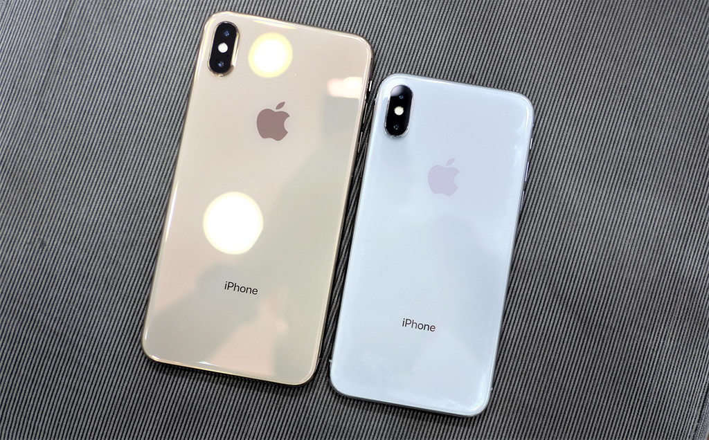 Máy tầm trung bán chạy, iPhone xách tay ế hàng dịp cận Tết