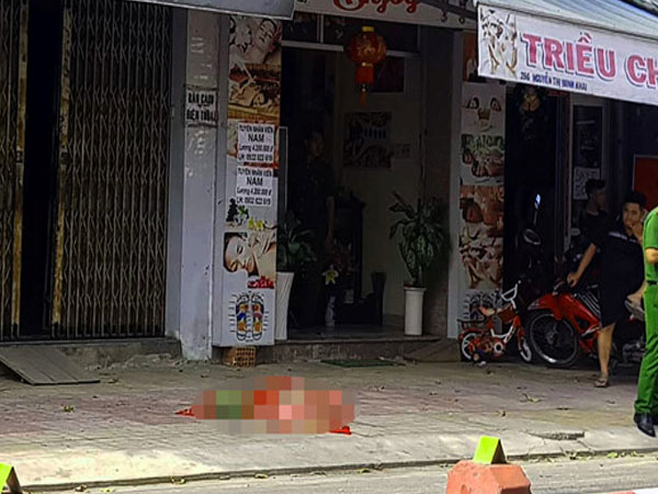 Người phụ nữ 52 tuổi tử vong nghi rơi từ ngôi nhà 4 tầng