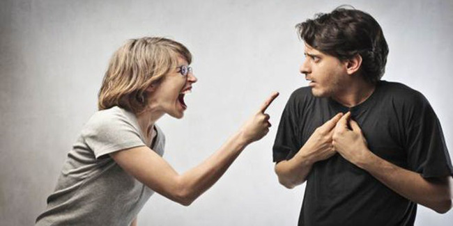 Đi ăn tiệc Tất niên về, chồng tiết lộ một bí mật khiến tôi điếng người mà không dám nói với ai