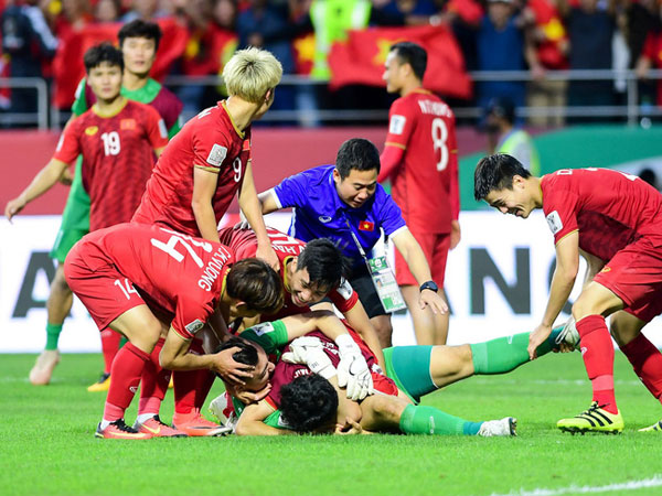 Tết cận kề, tuyển thủ Việt Nam chưa nhận được tiền thưởng sau AFF Cup 2018 và Asian Cup 2019