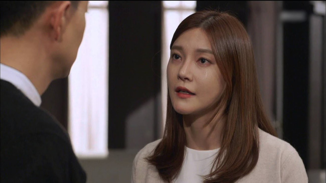 Phát hiện chồng ngoại tình ngày cận Tết, vợ trẻ có ngay hành động khiến anh ta bàng hoàng