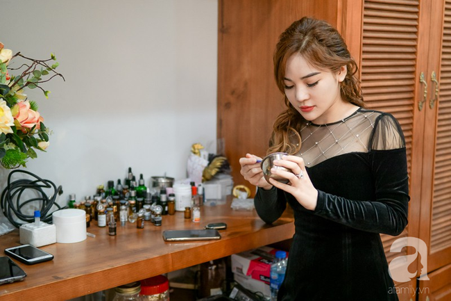 Sát giao thừa, chị em vẫn ùn ùn kéo nhau đi làm đẹp, chủ spa kiếm cả tỉ đồng chỉ trong 1 tuần giáp Tết