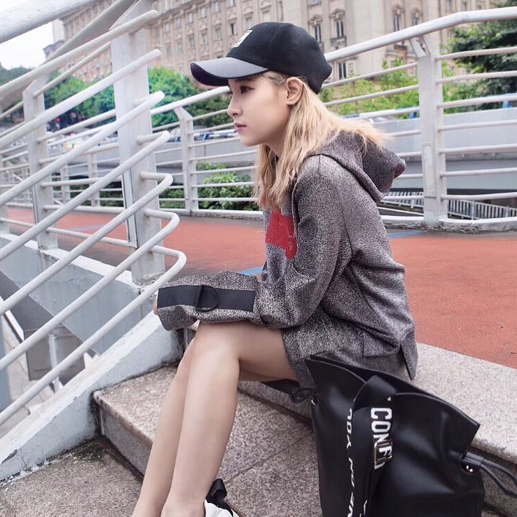 5 kiểu trang phục vừa hợp mốt lại có thể giúp chị em làm mới bản thân trong mùa xuân này