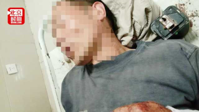 Vác dao dọa giết cả nhà bạn gái rồi bị mẹ cô gái đâm chết