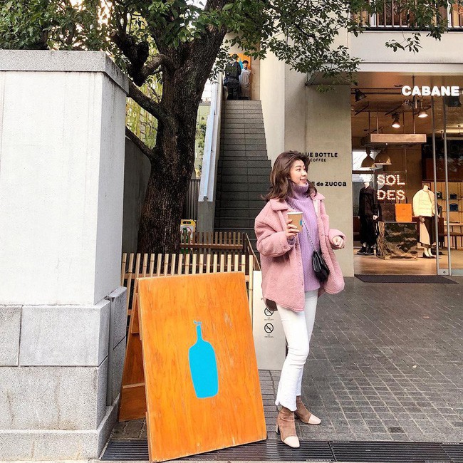 Dù bận rộn chuẩn bị Tết nhưng street style của các quý cô châu Á vẫn thời thượng và đẹp hết nấc