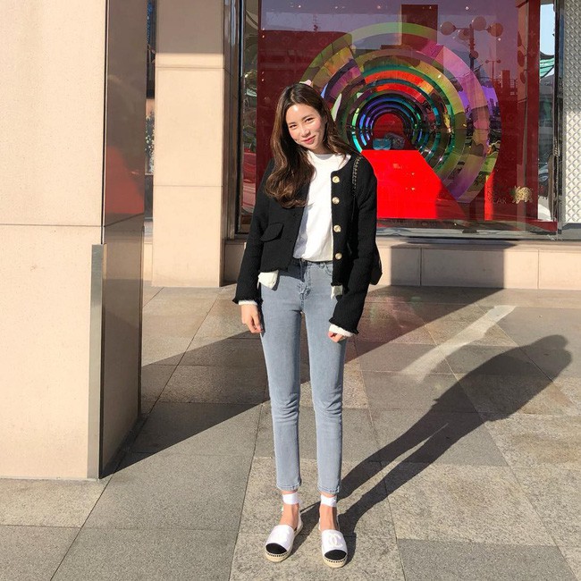 Dù bận rộn chuẩn bị Tết nhưng street style của các quý cô châu Á vẫn thời thượng và đẹp hết nấc