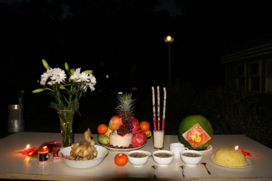 Cách bày mâm cúng giao thừa ngoài trời Tết Kỷ Hợi 2019 theo chuẩn cổ truyền