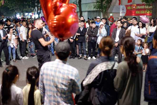 Pháo hoa rợp trời đêm giao thừa, cả nước hân hoan chào đón năm mới Kỷ Hợi 2019