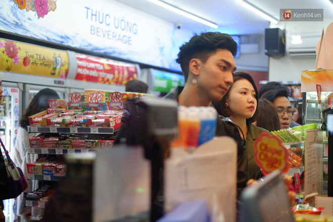 Pháo hoa rợp trời đêm giao thừa, cả nước hân hoan chào đón năm mới Kỷ Hợi 2019