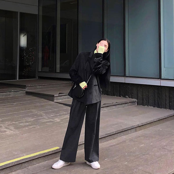 Street style giới trẻ Hàn tuần qua: nữ tính, cá tính, chất chơi chiêu nào cũng có và đều đẹp ngất ngây