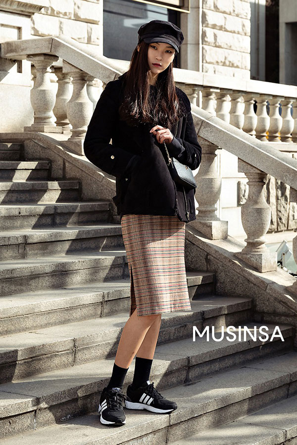 Street style giới trẻ Hàn tuần qua: nữ tính, cá tính, chất chơi chiêu nào cũng có và đều đẹp ngất ngây