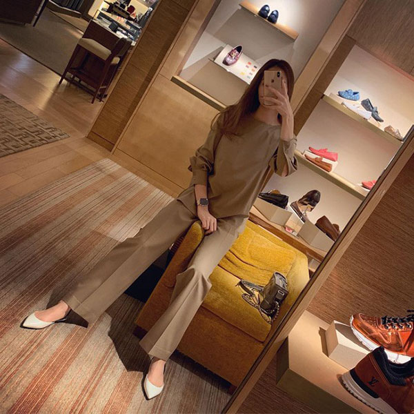 Street style cận Tết của sao Việt: Hà Hồ diện toàn màu chóe, Đàm Thu Trang cực giản dị trong bộ đồ sắc nâu