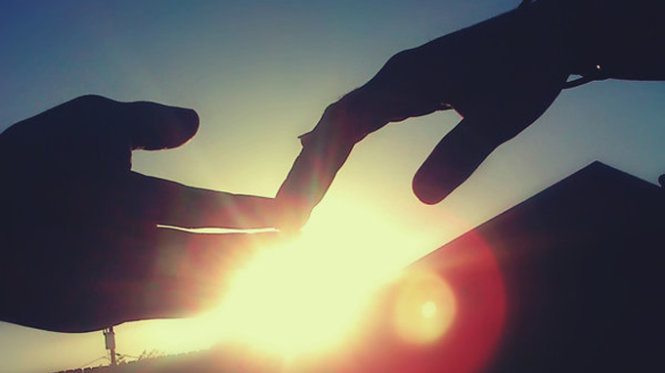 Có nên bỏ chồng con để sống với người ngoại quốc tôi yêu