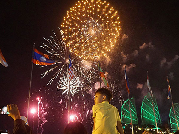 Dự báo thời tiết 30 Tết: Miền Bắc mưa nhỏ, miền Nam khô ráo