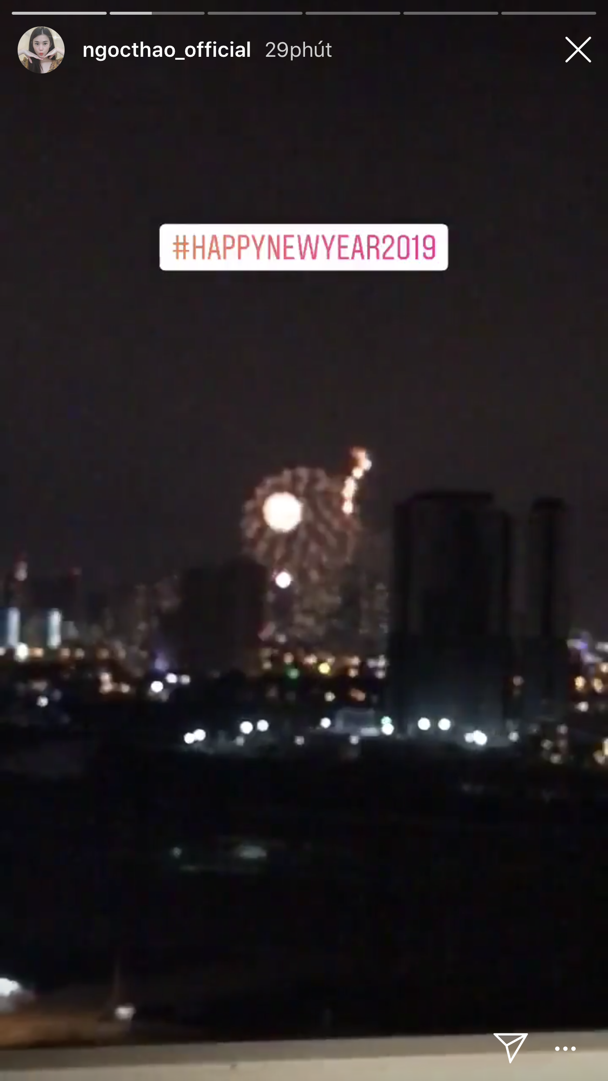 Hotboy, hotgirl Việt háo hức chia sẻ những khoảnh khắc đầu tiên của năm 2019