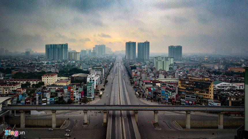 Cảnh vắng vẻ ở Hà Nội sáng mùng 1 Tết