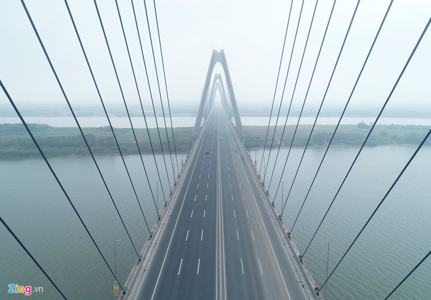 Cảnh vắng vẻ ở Hà Nội sáng mùng 1 Tết