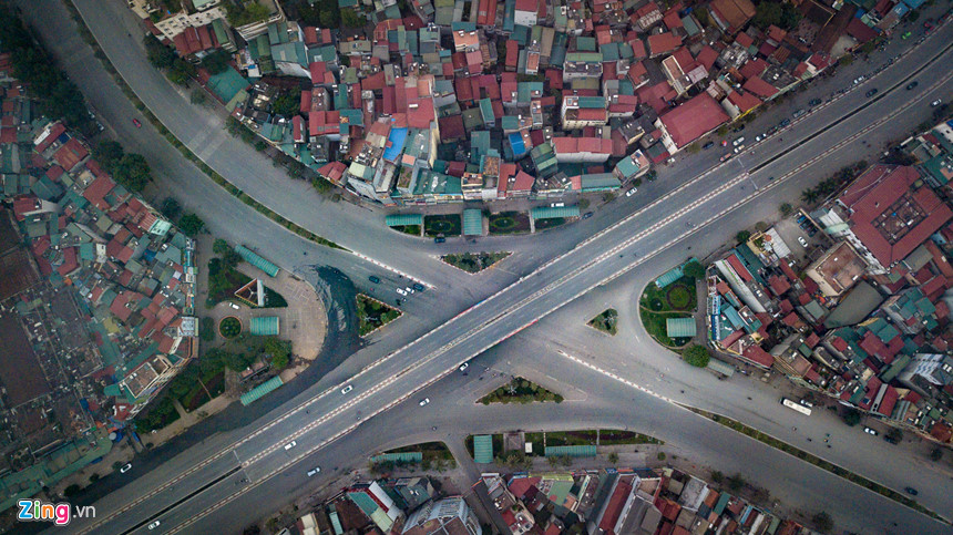 Cảnh vắng vẻ ở Hà Nội sáng mùng 1 Tết