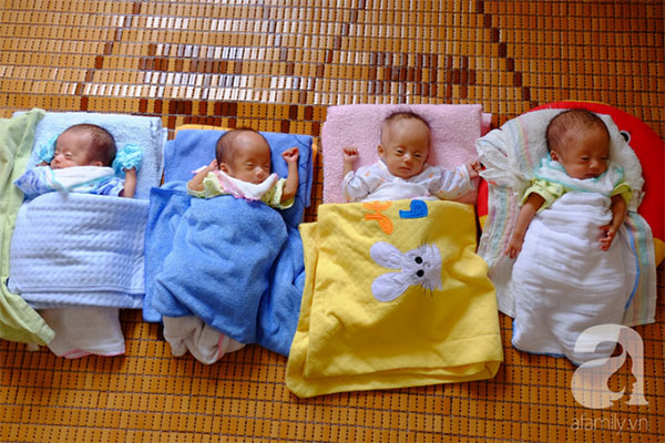 Mẹ trẻ đánh cược mạng sống sinh tứ thai đón mùa xuân đầu tiên bên các con: Tết của em dựa hết vào chồng