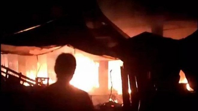 Nổ cửa hàng pháo lậu ở TQ, 5 người thiệt mạng