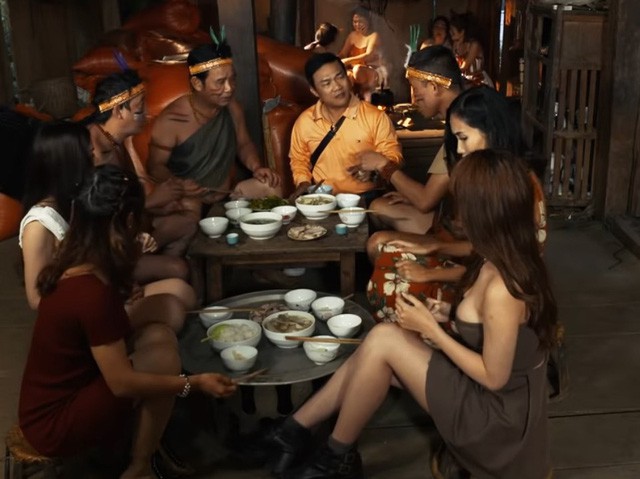 Hài Tết dung tục, dễ dãi: Những kiểu hài nhức mắt người xem