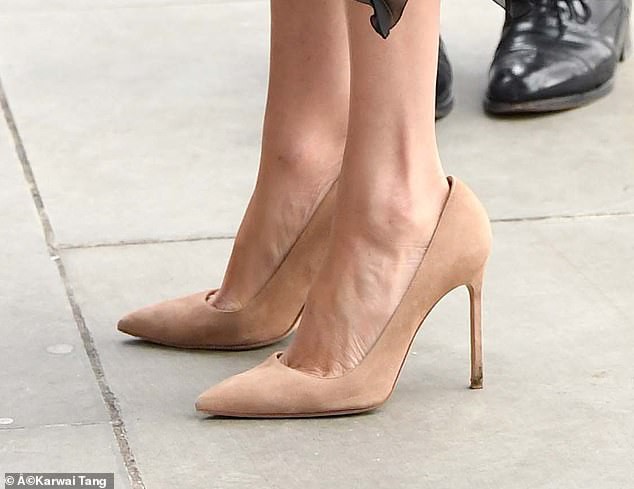 Hết bị chỉ trích vì nghi vấn mang thai giả, Meghan còn liên tục bị người dùng mạng công kích vì những điều này