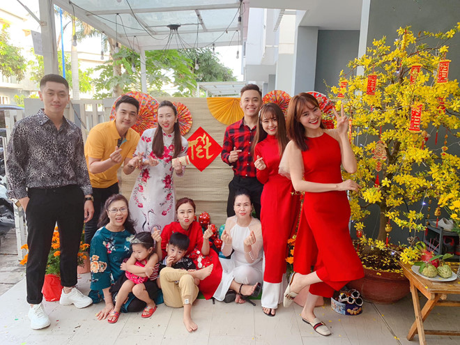 Sơn Tùng M-TP đón Tết cùng gia đình ở quê nhà Thái Bình