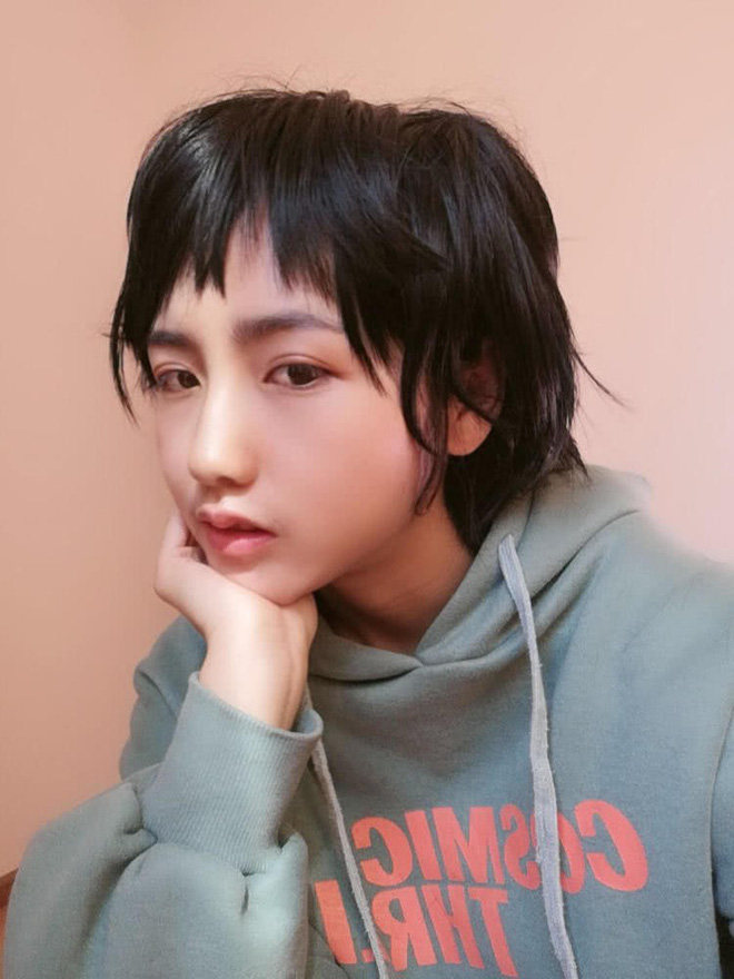 Nữ sinh than phiền về thảm hoạ cắt tóc ngày Tết nhưng lại bất ngờ được dân mạng khen ngợi hết lời