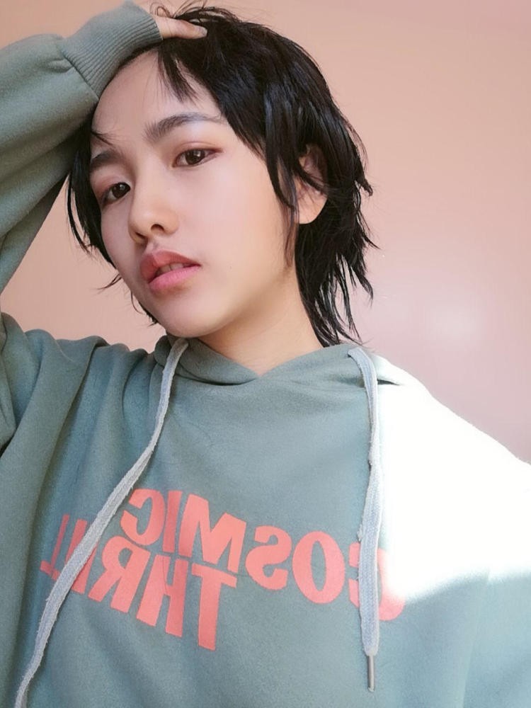 Nữ sinh than phiền về thảm hoạ cắt tóc ngày Tết nhưng lại bất ngờ được dân mạng khen ngợi hết lời