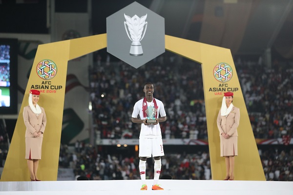 Vua phá lưới Asian Cup 2019 nhận món quà đặc biệt từ Lionel Messi