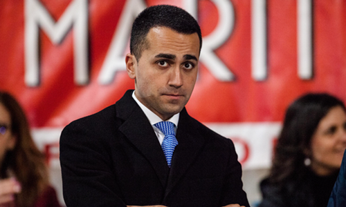 Pháp triệu hồi đại sứ sau khi Phó thủ tướng Italy gặp thủ lĩnh áo vàng