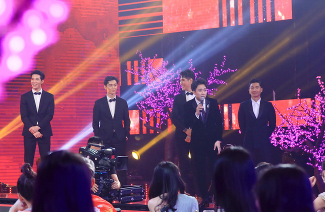 Cuối cùng thì ca khúc mà ai cũng hát theo khi xem Người ấy là ai? đã chính thức lên sóng