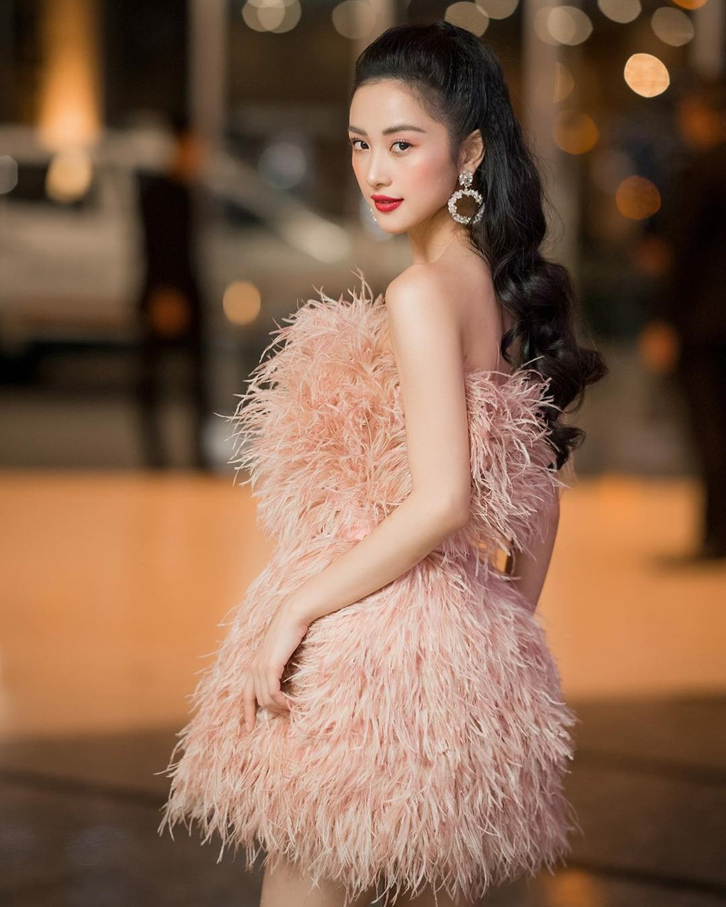 Hot girl tuổi Hợi: Người hạnh phúc bên chồng, kẻ theo nghiệp diễn xuất