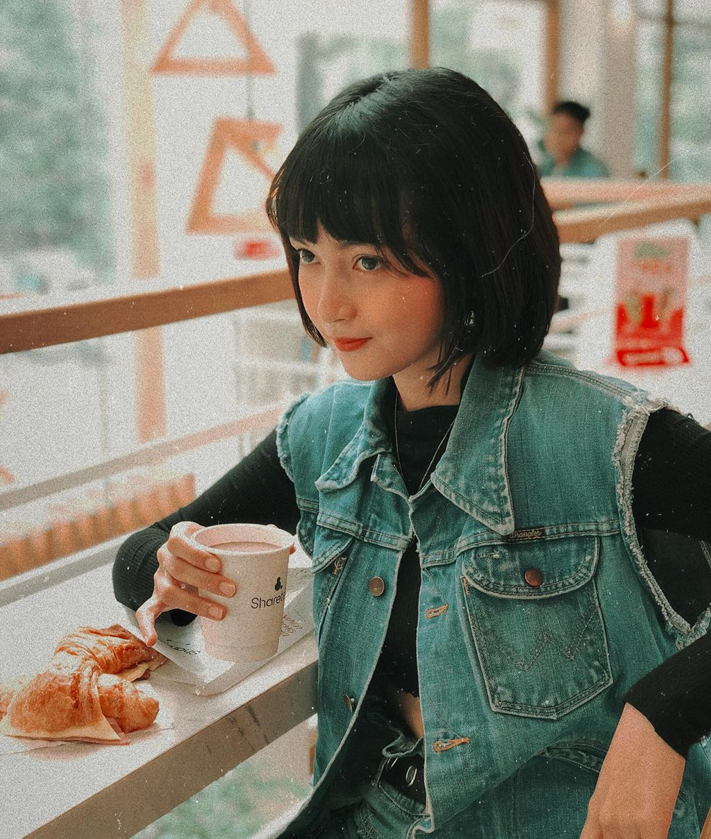 Hot girl tuổi Hợi: Người hạnh phúc bên chồng, kẻ theo nghiệp diễn xuất