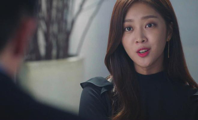 Phát hiện em chồng lấy tiền lì xì của con trai, tôi liền tương kế tựu kế bắt ngay tại trận