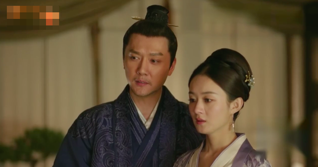 Sau bao ngày xa cách, Phùng Thiệu Phong - Triệu Lệ Dĩnh vừa gặp lại đã ôm hôn đắm đuối trên giường