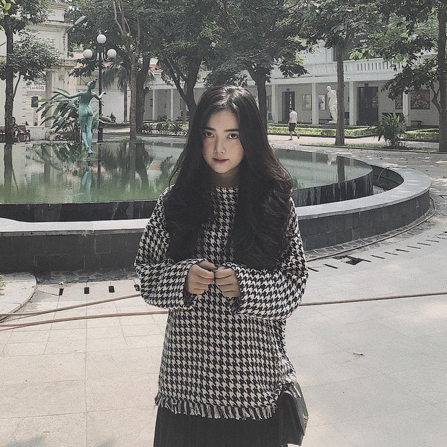 Người yêu Đức Chinh chứng minh: Con gái lúc trên mạng và khi về quê ra mắt là hai khái niệm không hề liên quan