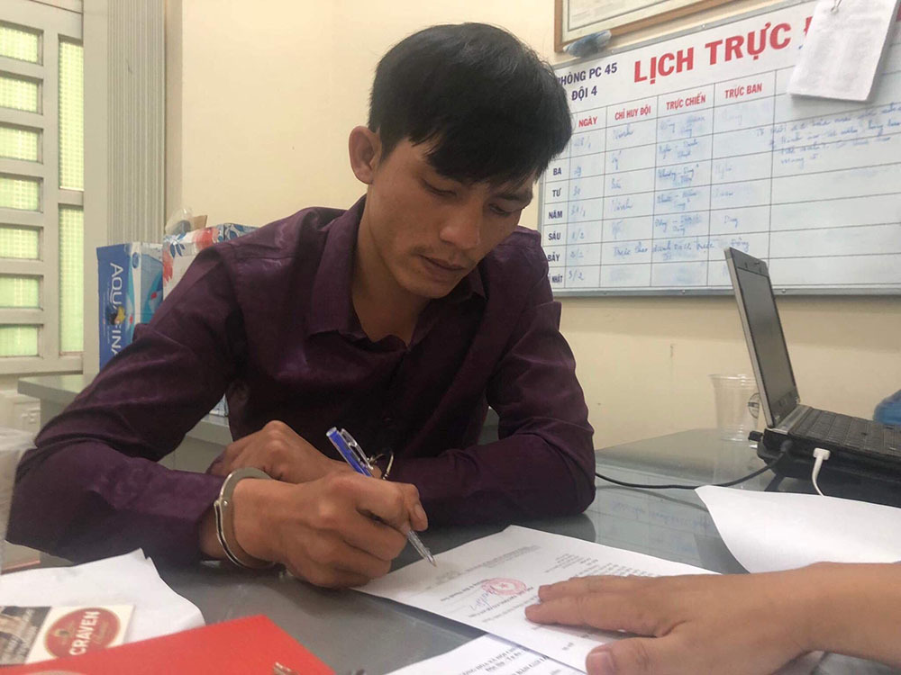 Hành trình 15 giờ phá án, bắt 2 kẻ cướp trạm thu phí Dầu Giây