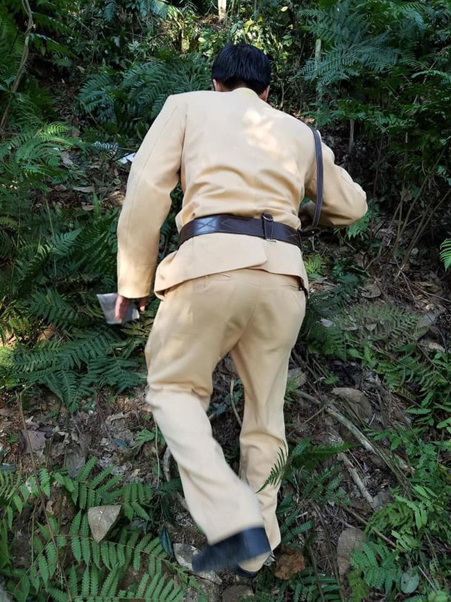 Đang tìm kiếm đôi nam nữ mất tích sau khi lao xuống vực ở Tam Đảo Đang tìm kiếm đôi nam nữ mất tích sau khi lao xuống vực ở Tam Đảo