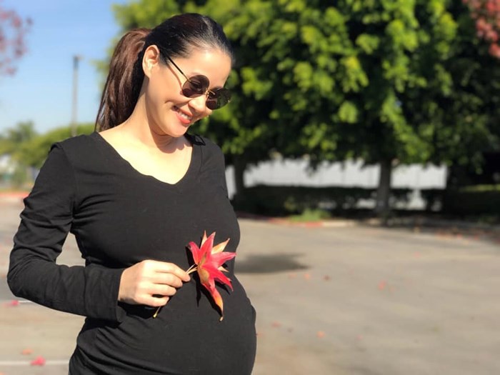 Diễn viên Thân Thúy Hà chính thức khoe bức ảnh đầu tiên bên con gái mới sinh, nhận xét bất ngờ về em bé