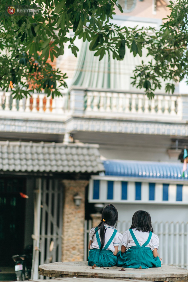 Về thăm ngôi làng ở Hà Nội ăn cả tấn thịt chó vào mùng 4 Tết hàng năm: Không ép bất cứ ai nếu họ không muốn ăn Về thăm ngôi làng ở Hà Nội ăn cả tấn thịt chó vào mùng 4 Tết hàng năm: Không ép bất cứ ai nếu họ không muốn ăn