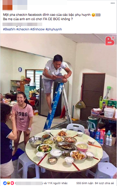 Chụp ảnh mâm cơm cúng facebook nhưng tư thế của ông bố lại là điều khiến dân mạng bật cười